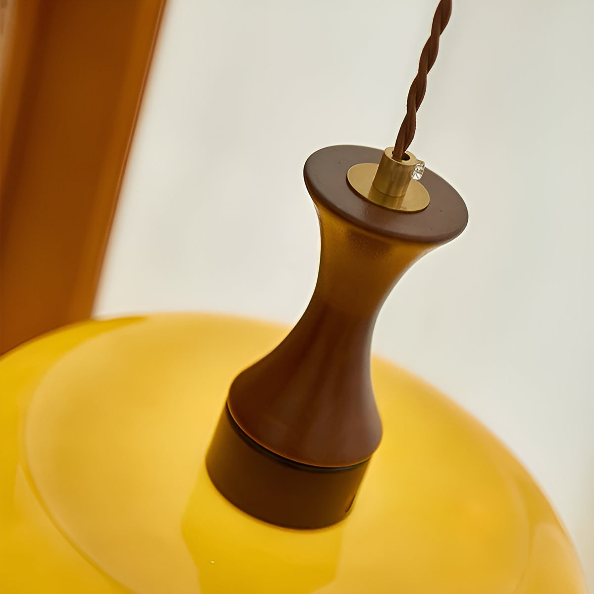 Hängelampe im Modernen Design – Stilvolle Akzentbeleuchtung für Wohn- und Esszimmer