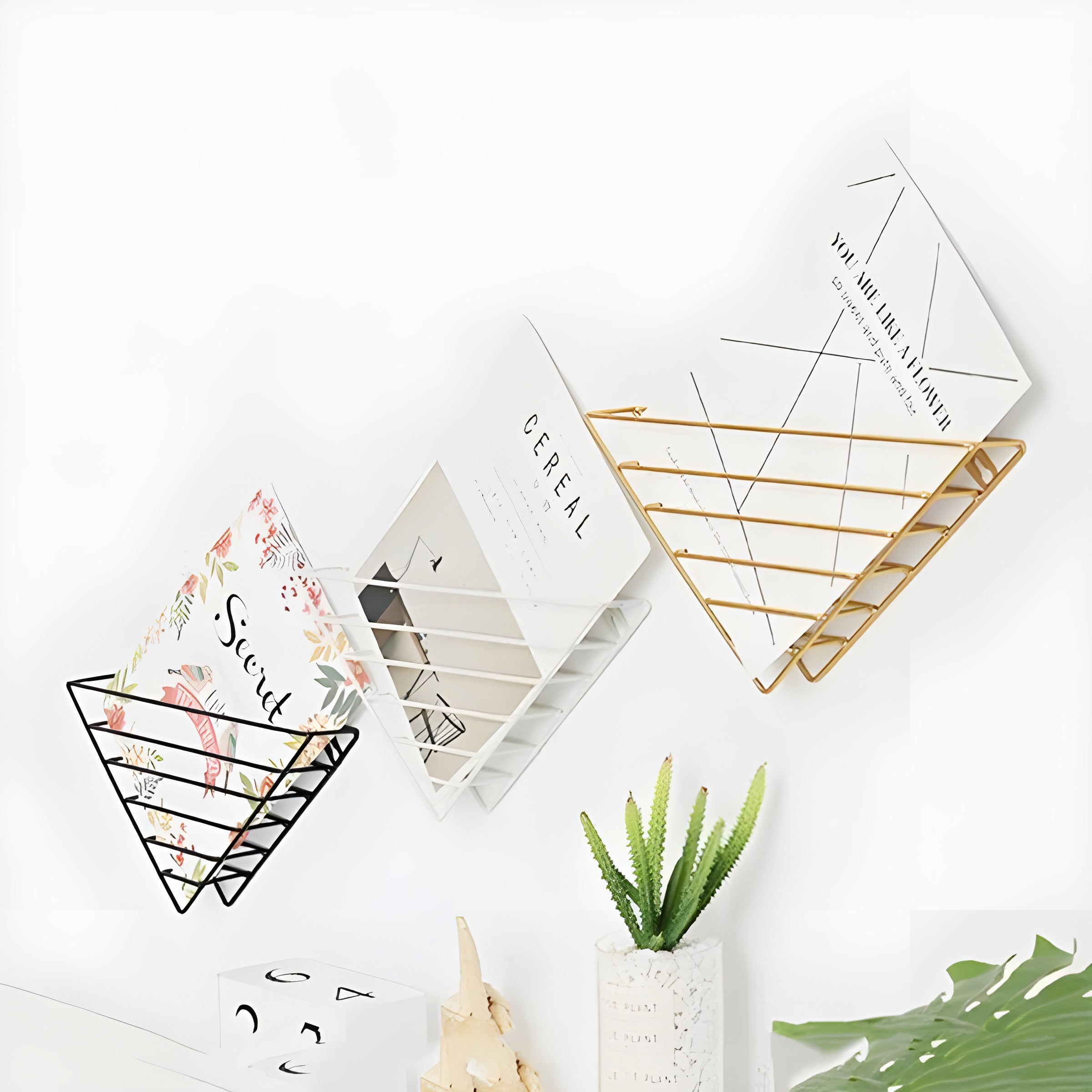 Wandregal für Bücher & Zeitschriften – Platzsparend und Modern | Perfekt für Wohnzimmer Büro oder Schlafzimmer“