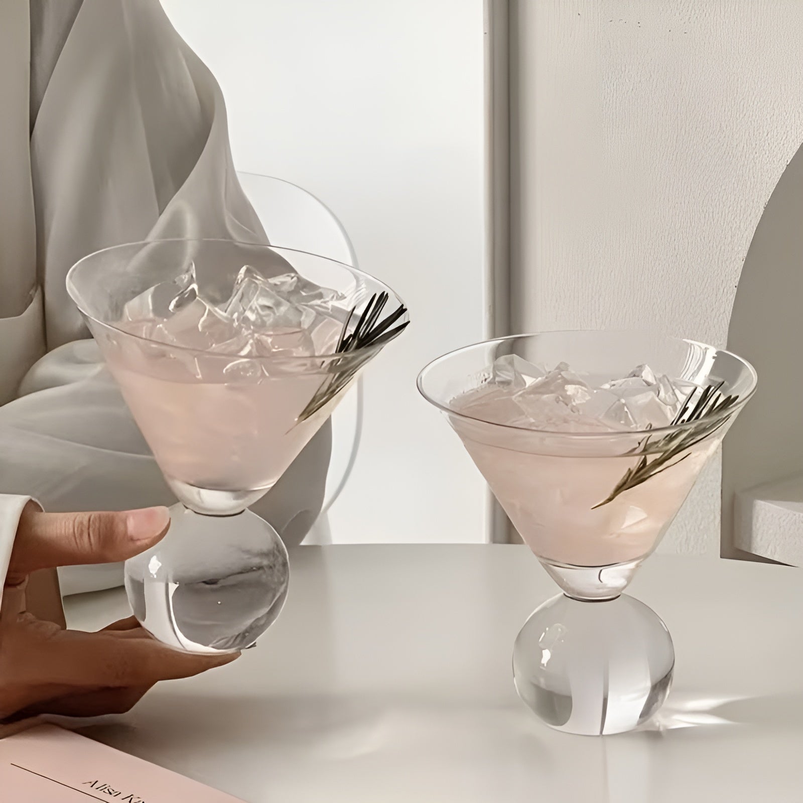 Retro Martini-Glas ohne Stiel 250 ml – Rosa Kristall-Cocktailglas im Vintage-Design Wiederverwendbar &