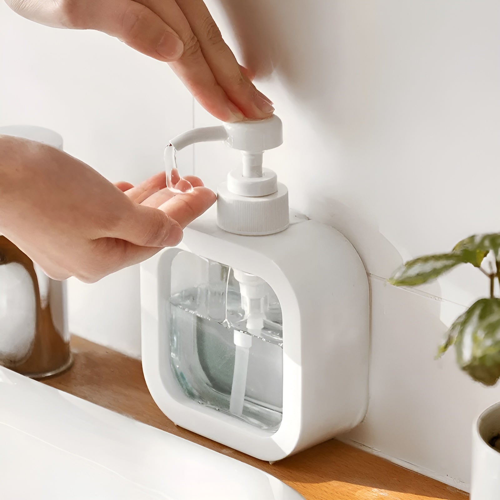 Seifenspender Skandi-Stil – Minimalistische Eleganz für Bad & Küche - Nachfüllbare Flasche