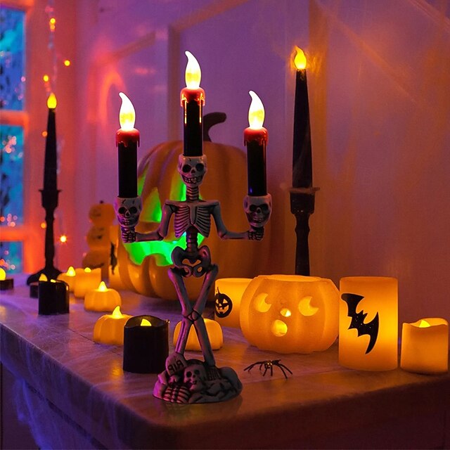 Skelett-Kerzenhalter mit LED-Beleuchtung – Gruseliger Tischleuchter - Kerzenhalter & Dekoration