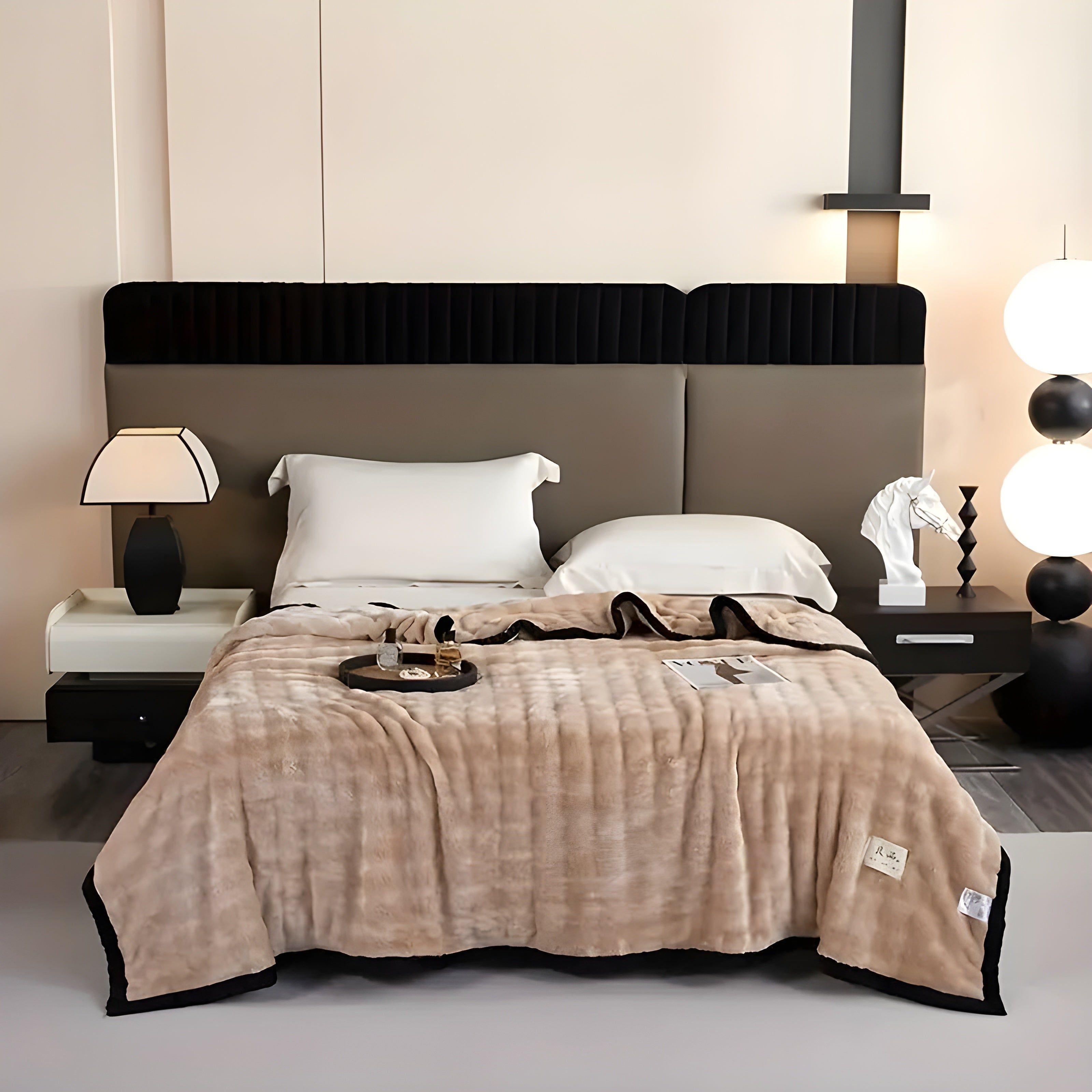 SoftSerenity Bettwäscheset - Luxuriöse aux Kaninchenfell-Plüsch-Decke - Milchkaffee / 100 x 150 cm - Bettwäsche-Set