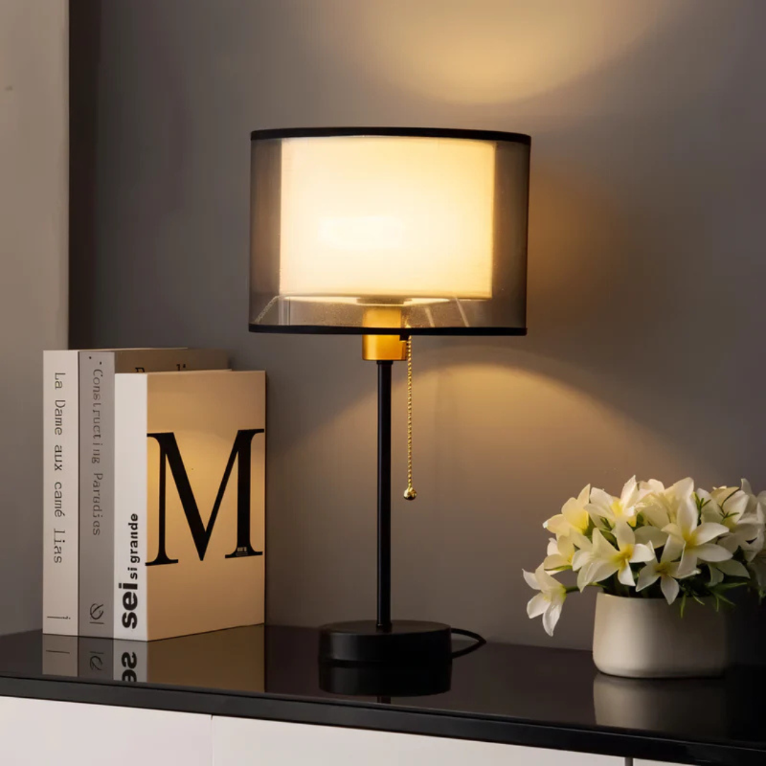 Vintage Tischlampe mit Doppelschirm aus Stoff für warmes Ambiente - Tischlampe