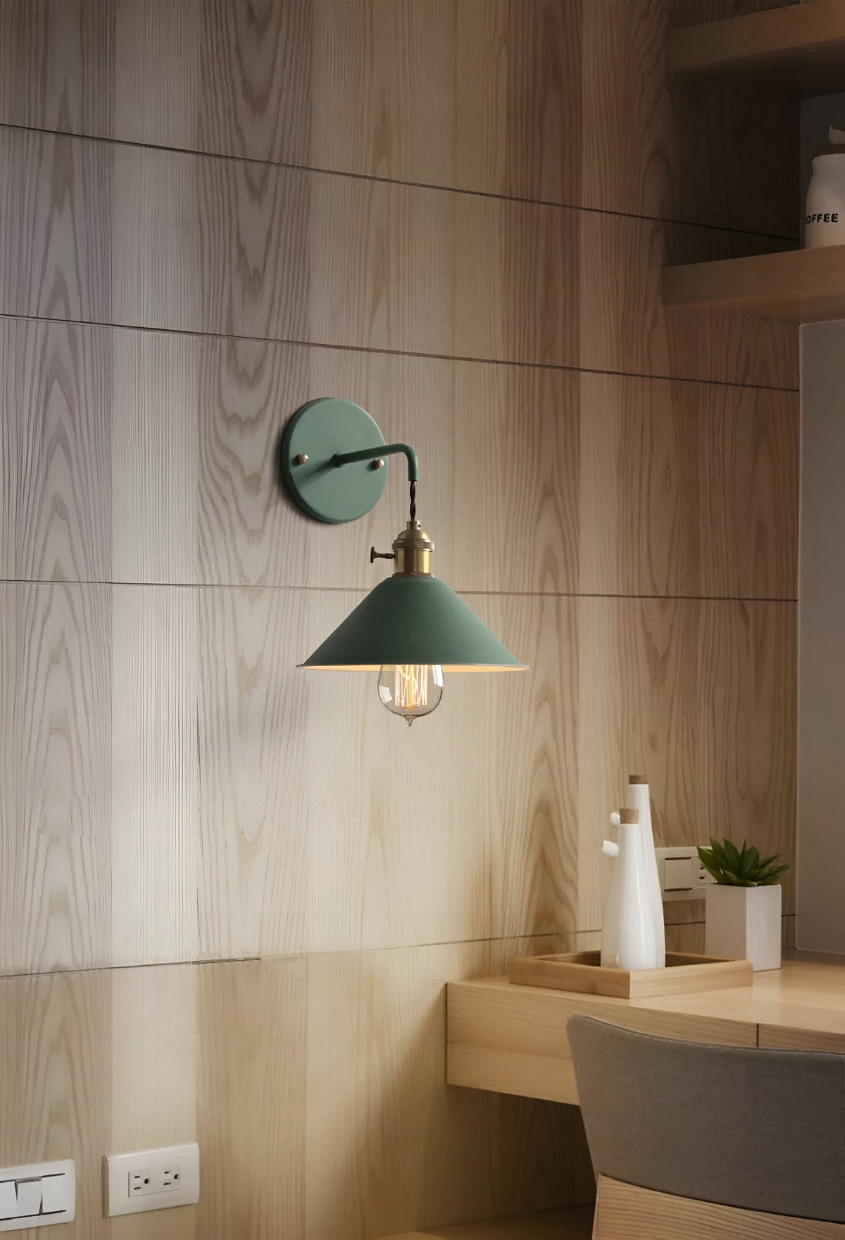 Vintage Wandleuchte aus Metall – Retro-Kegelform für stimmungsvolles Licht - Grün - Wandleuchten