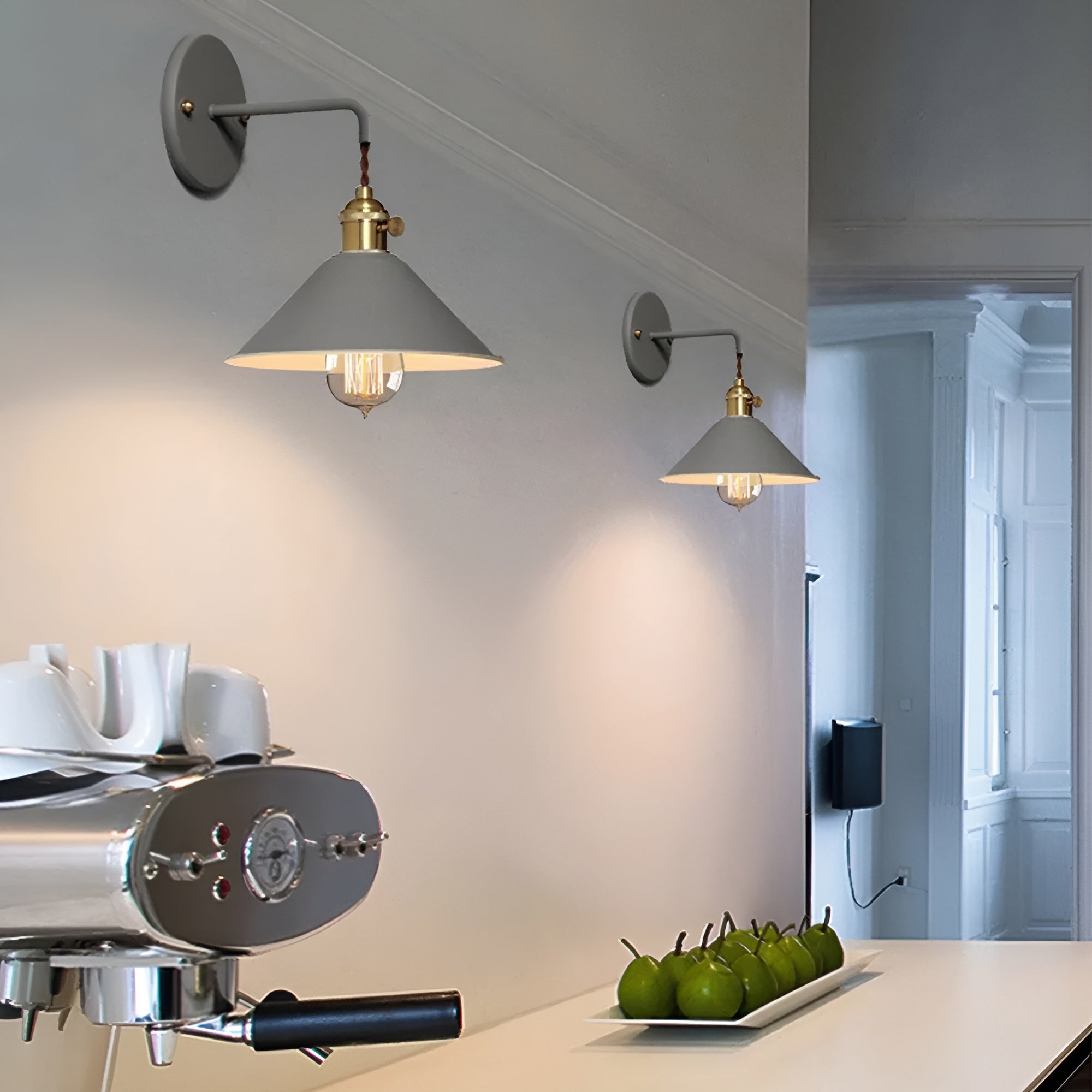 Vintage Wandleuchte aus Metall – Retro-Kegelform für stimmungsvolles Licht - Grau - Wandleuchten