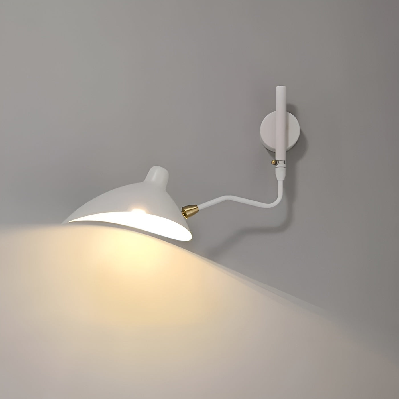 Wandleuchte mit Schwenkarm – Elegantes Zeitloses Design für Schlafzimmer & Büro - Wandlampe