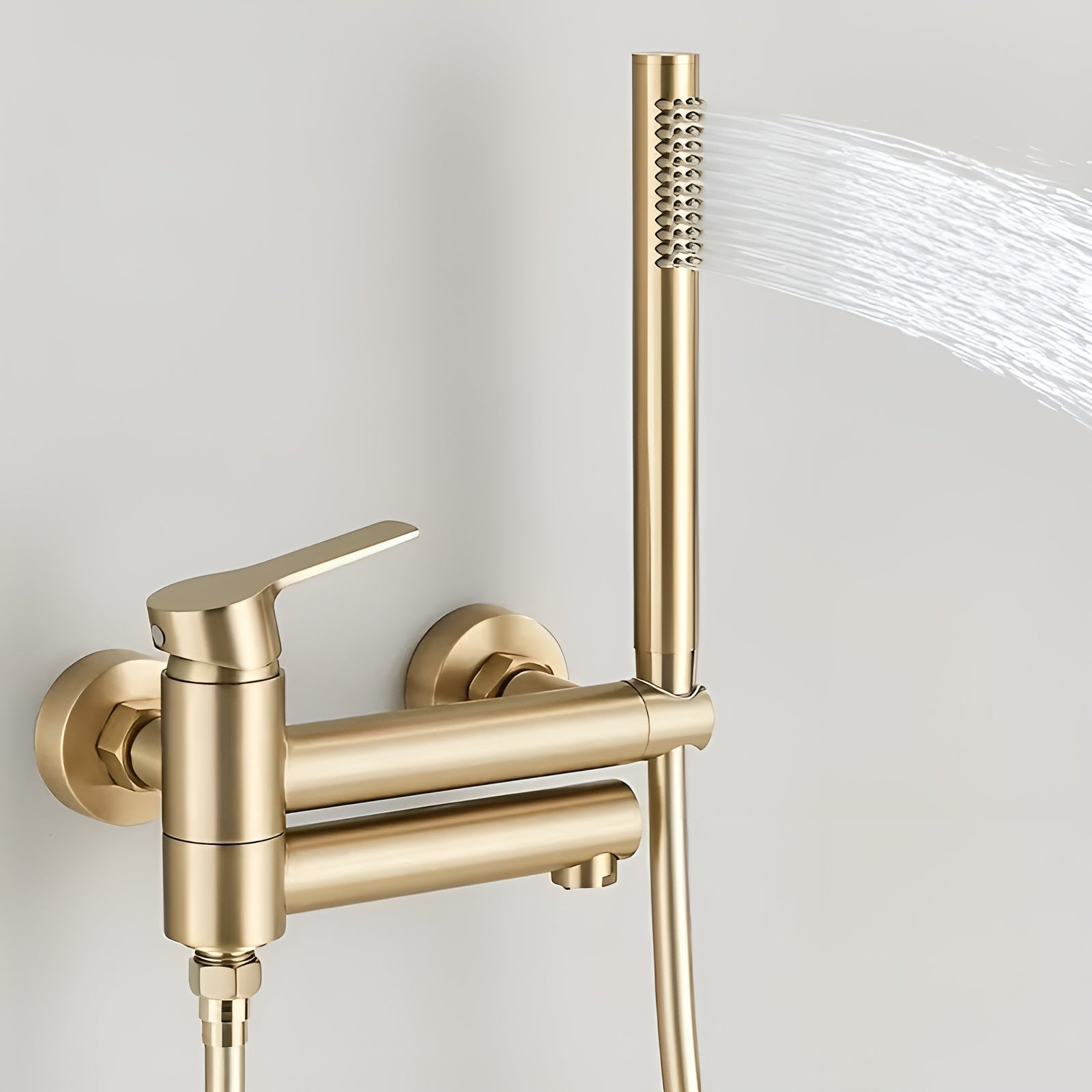 Wasserfall-Badewannenarmatur mit Handbrause – Modernes Duschsystem für Badewanne & Dusche - Gebürstetes Gold