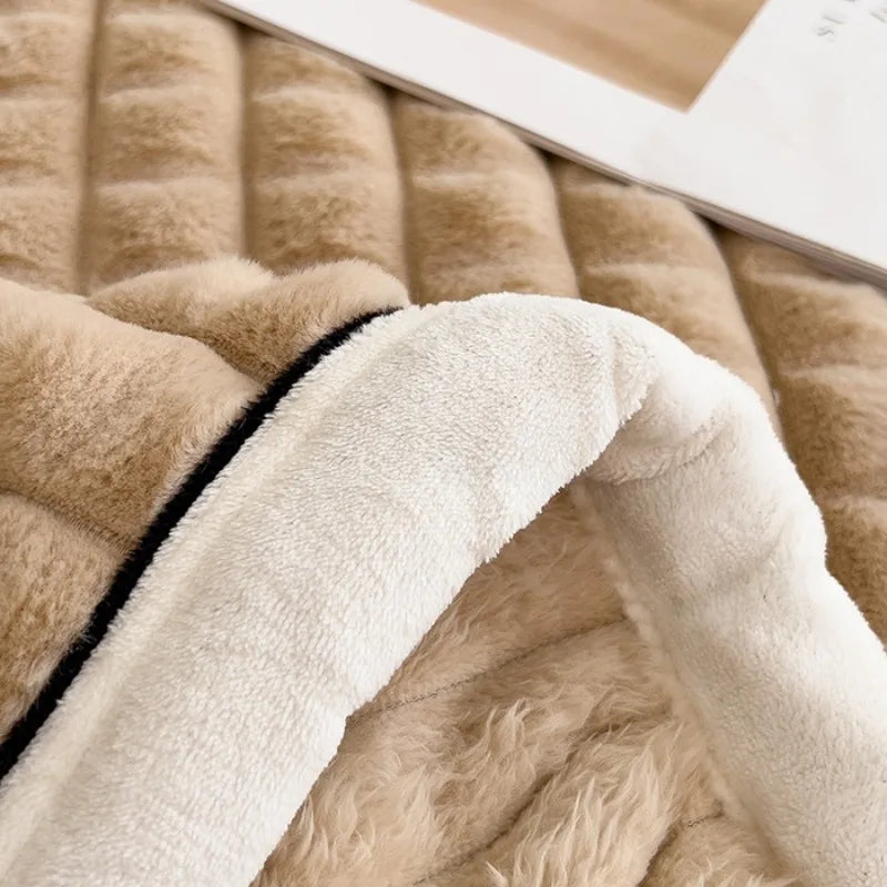 Weiche Fleece-Kuscheldecke aus Baumwolle und Polyester – warmes Plaid - Decken und Plaids
