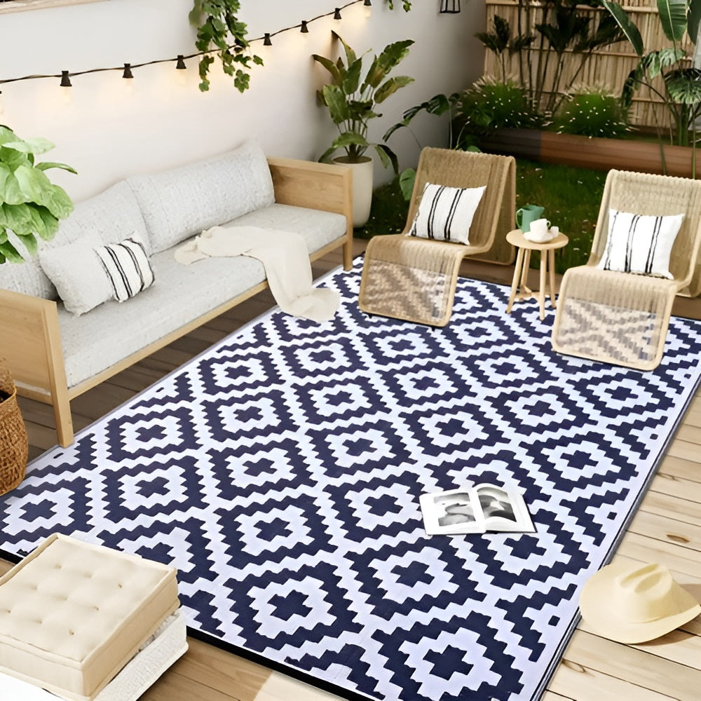 Wendbare Outdoor-Matte – Rutschfest & UV-beständig | Polypropylen mit geometrischem Design - Marineblau-Weiß / 183 x