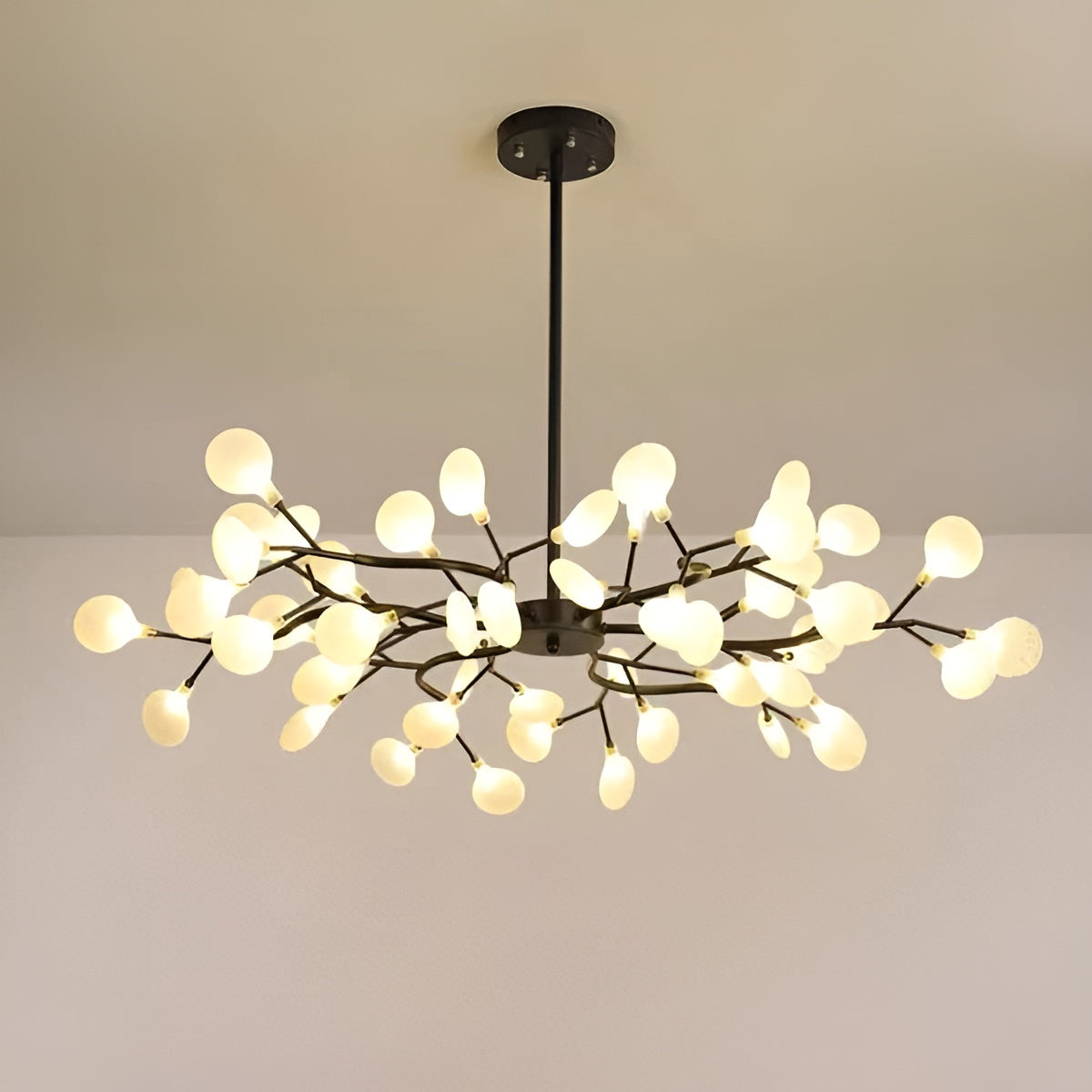 Zweigförmiger Kronleuchter – Elegante Firefly-Optik für stimmungsvolles Licht - 30 / Schwarz / A - Pendelleuchte